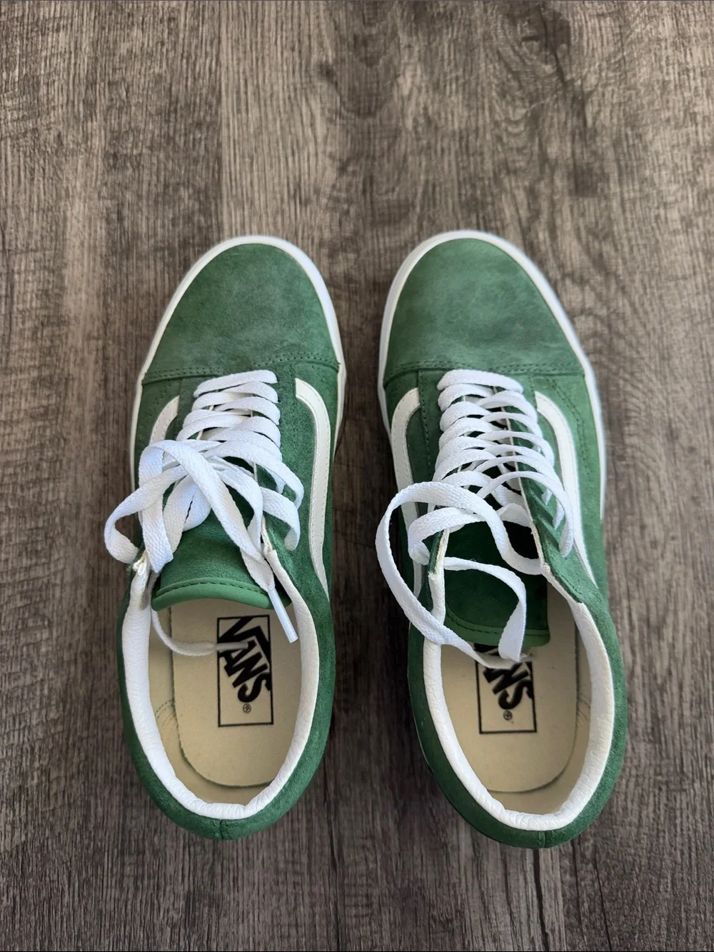 Vans old skool Green Suede Skate Sneakers with White Stripe